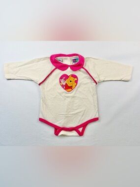 VTG Winne the Pooh and Piglet Embroidered Heart Peter Pan Collar Bodysuit 6/9M